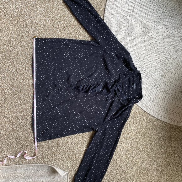 Who What Wear Black Long Sleeve Ruffle Blouse – Size M - Picture 2 of 5